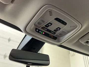 2019 Chevrolet Traverse - image 18