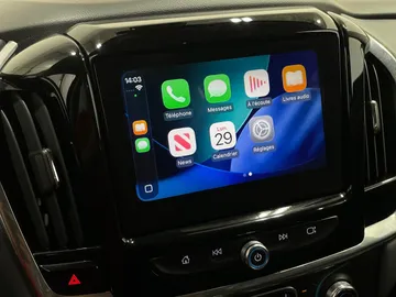 2019 Chevrolet Traverse - image 8