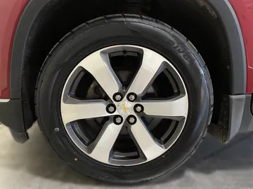 2019 Chevrolet Traverse - image 7