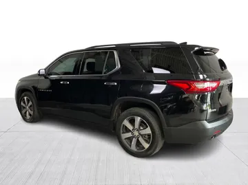 2020 Chevrolet Traverse - image 12