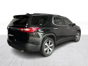 2020 Chevrolet Traverse - image 15