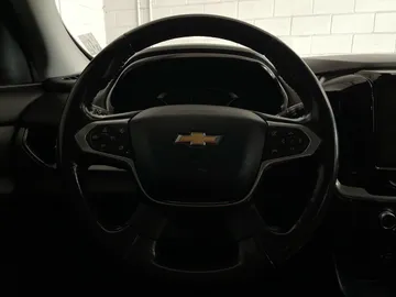 2020 Chevrolet Traverse - image 19