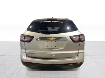 2017 Chevrolet Traverse - image 12