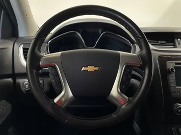 2016 Chevrolet Traverse - image 23