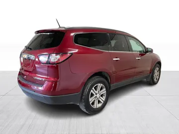2016 Chevrolet Traverse - image 13