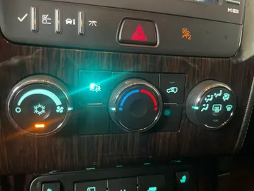 2017 Chevrolet Traverse - image 22