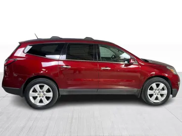 2017 Chevrolet Traverse - image 2