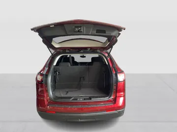 2017 Chevrolet Traverse - image 13