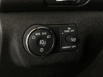 2017 Chevrolet Traverse - image 17