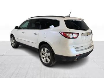 2017 Chevrolet Traverse - image 6