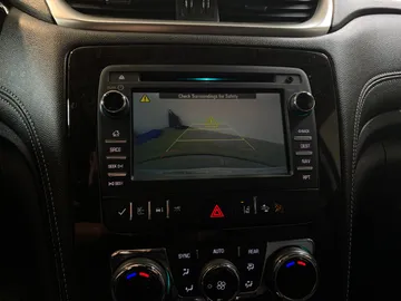 2017 Chevrolet Traverse - image 24
