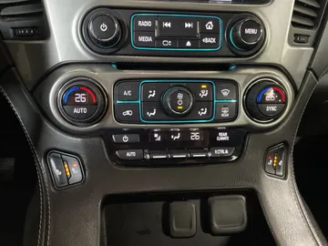 2020 Chevrolet Tahoe - image 25