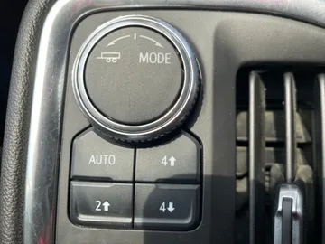 2020 GMC Sierra 2500HD - image 26