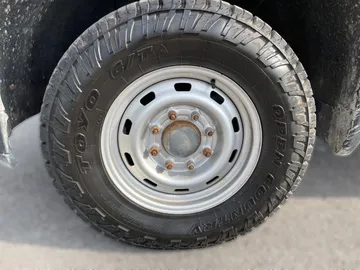 2020 GMC Sierra 2500HD - image 6