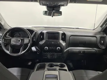 2024 GMC Sierra 2500HD - image 4
