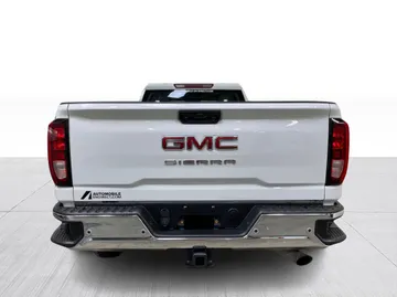 2024 GMC Sierra 2500HD - image 12