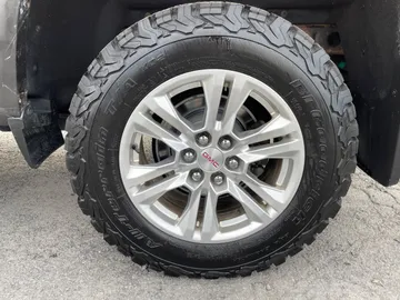 2019 GMC Canyon - image 6