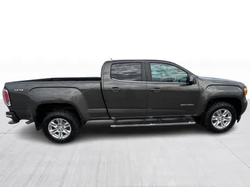 2019 GMC Canyon - image 2