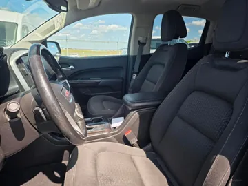 2019 GMC Canyon - image 8
