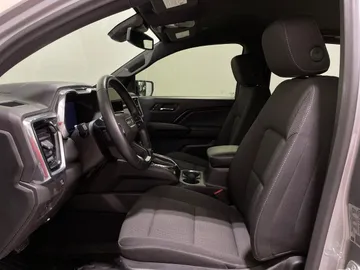 2024 GMC Canyon - image 3