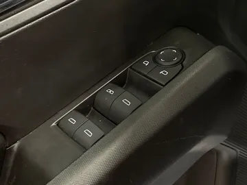 2024 GMC Canyon - image 22