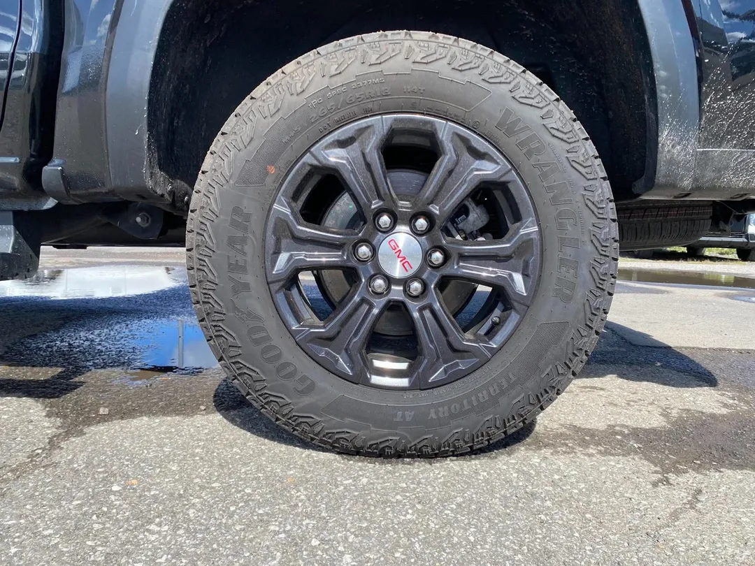 2024 GMC Canyon Elevation, photo 8