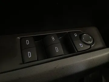 2024 GMC Canyon - image 19