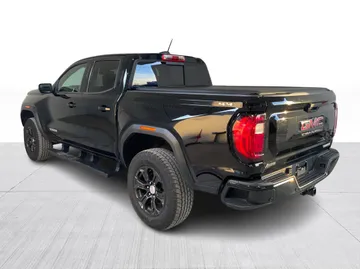 2024 GMC Canyon - image 9