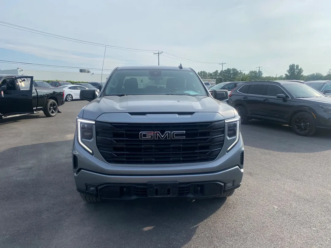 2024 GMC Sierra 1500 — photo 2