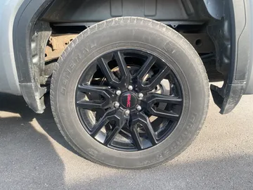 2024 GMC Sierra 1500 - image 8