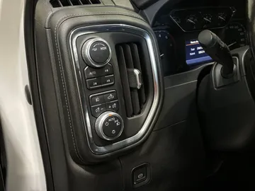 2020 GMC Sierra 1500 - image 26