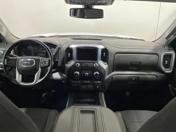 2020 GMC Sierra 1500 - image 4