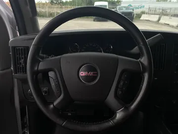 2021 GMC Savana Cargo Van - image 15