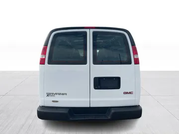 2021 GMC Savana Cargo Van - image 11