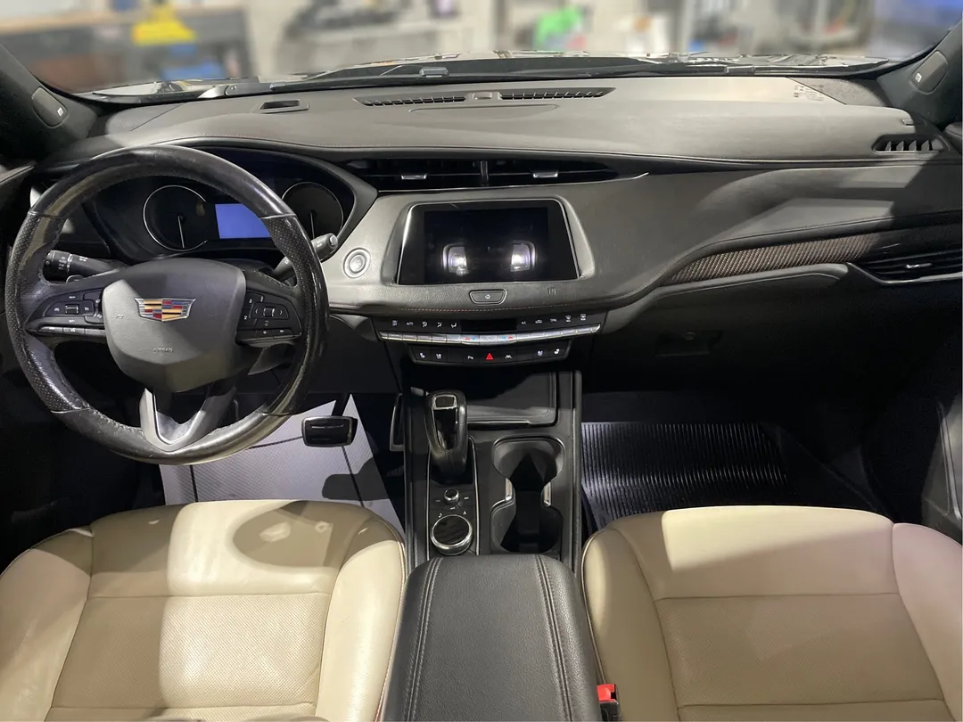 2019 Cadillac XT4 — photo 4