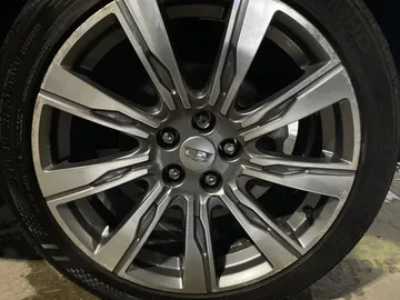 2019 Cadillac XT4 - image 7