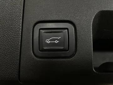 2019 Cadillac XT4 - image 22