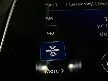 2019 Cadillac XT4 - image 33