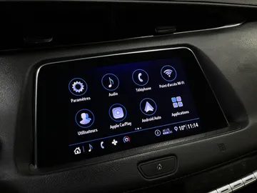 2020 Cadillac XT4 - image 8