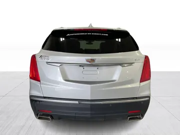 2018 Cadillac XT5 - image 8