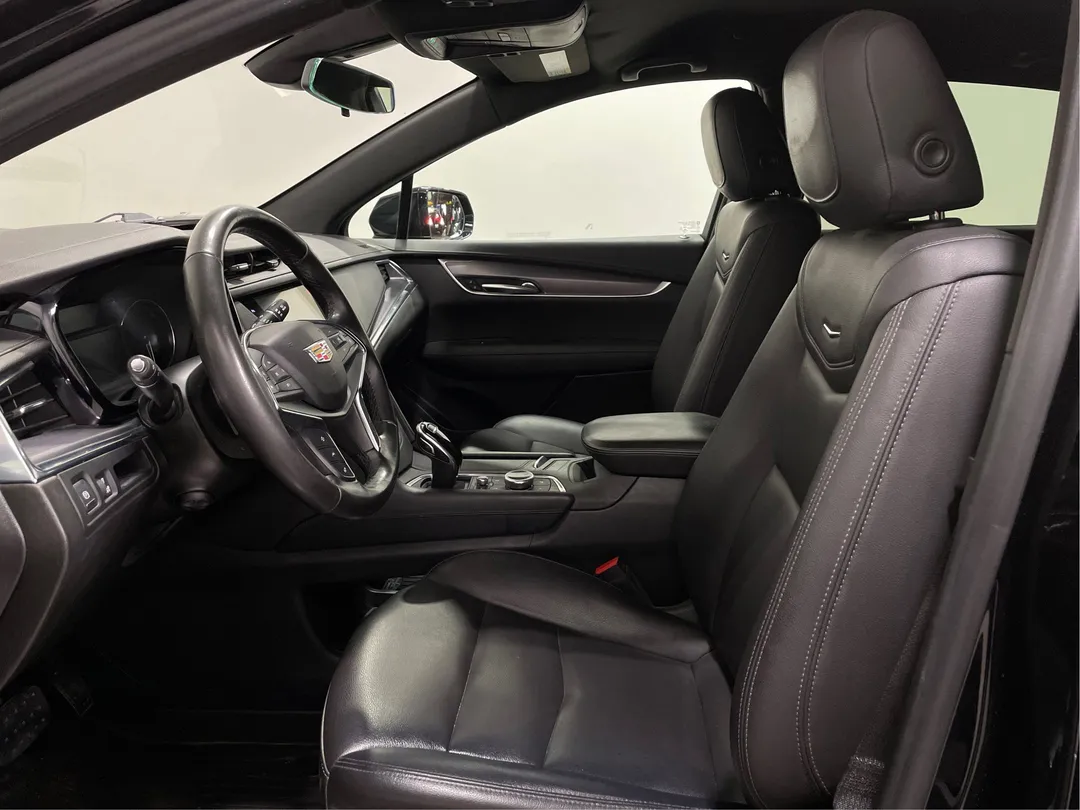 2020 Cadillac XT5 — photo 3