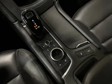 2020 Cadillac XT5 - image 27