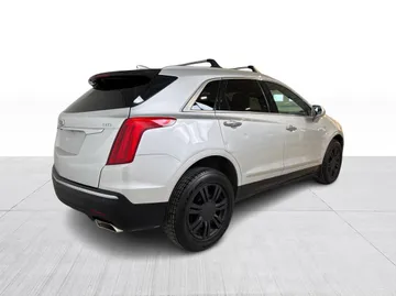 2018 Cadillac XT5 - image 14