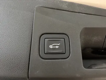 2018 Cadillac XT5 - image 20
