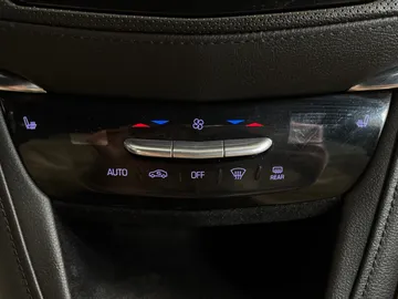 2018 Cadillac XT5 - image 22