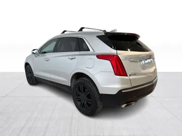2018 Cadillac XT5 - image 11