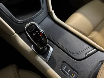 2018 Cadillac XT5 - image 28
