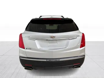 2018 Cadillac XT5 - image 12