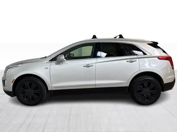 2018 Cadillac XT5 - image 10