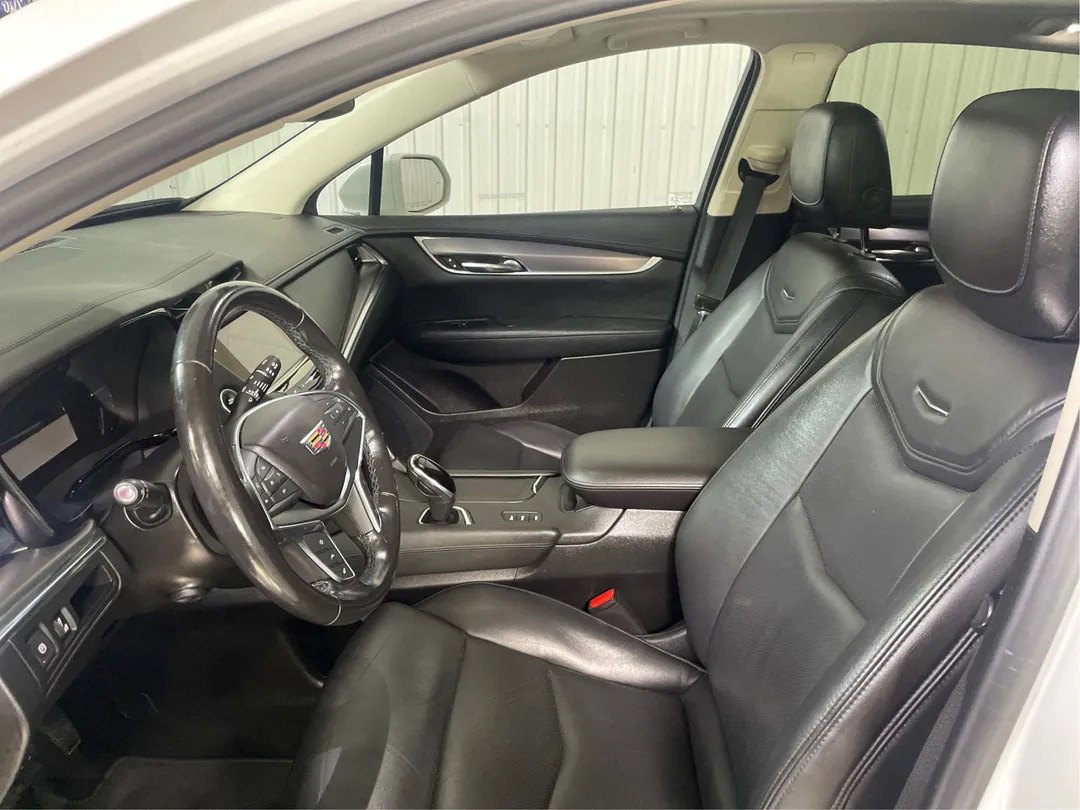 2019 Cadillac XT5 — photo 3